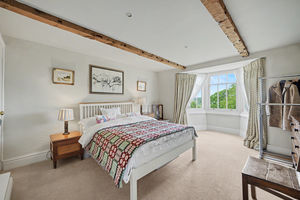 Guest bedroom- click for photo gallery
